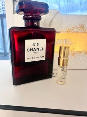 Chanel No5 perfume sample size -